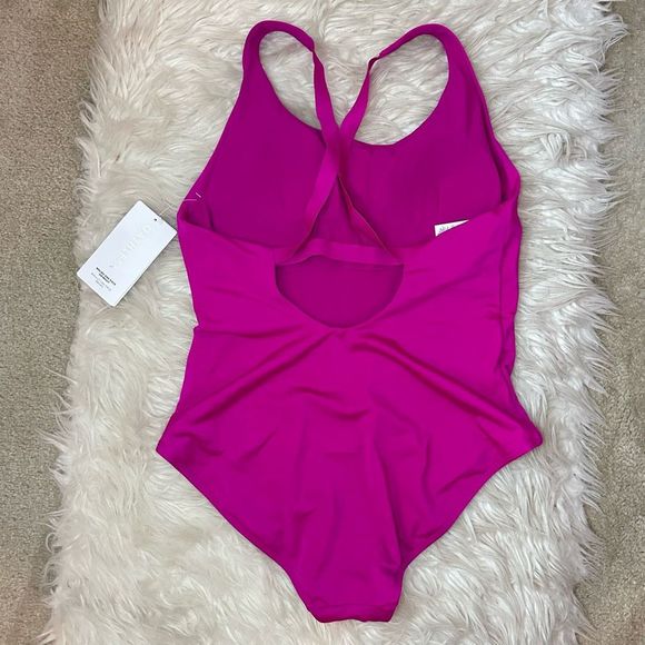 Athleta Malibu One Piece Swimsuit - Picture 8 of 12